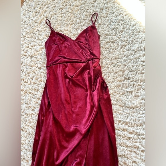 Altar’d State Jackie Dress in Burgundy Size Large - Picture 3 of 6